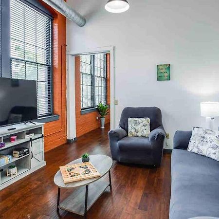 Ny Style Centric Loft With King Bed By Park Av. Appartement Rochester Buitenkant foto